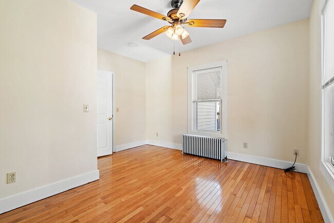 Building Photo - 78 Essex St