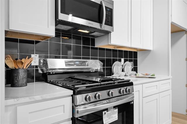 Building Photo - 2340 Alsiddiq Dr