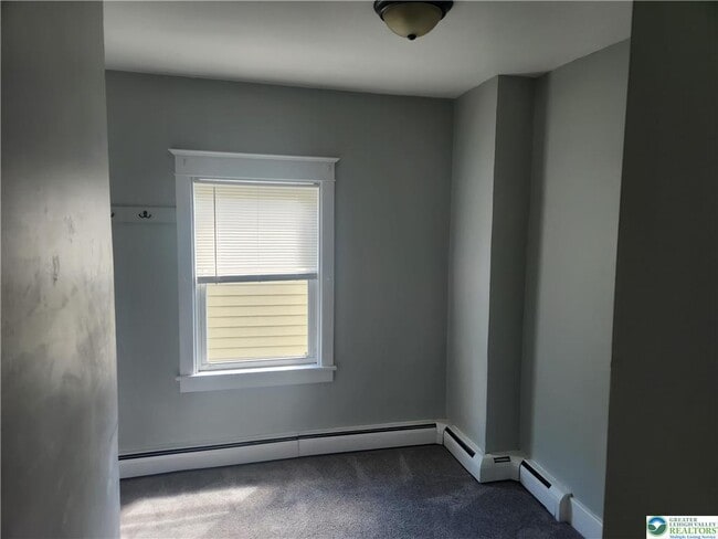 Building Photo - 2019 Line Alley
