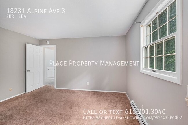 Building Photo - 18231 Alpine CT #3 - Upper level 2bed/1bat...