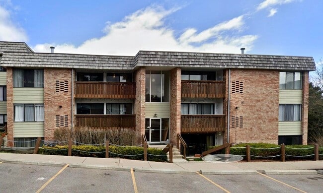 Primary Photo - 2140 Pauline Blvd