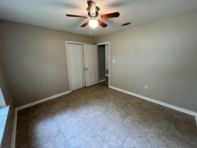 Building Photo - 4766 Melissa Cove