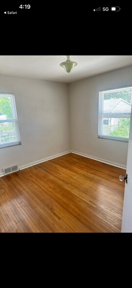 Building Photo - 2736 Gunckel Blvd
