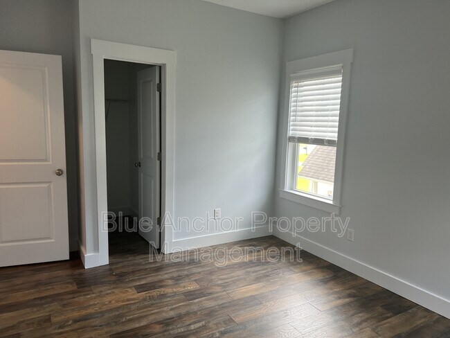 Building Photo - 153 Leeward Ln