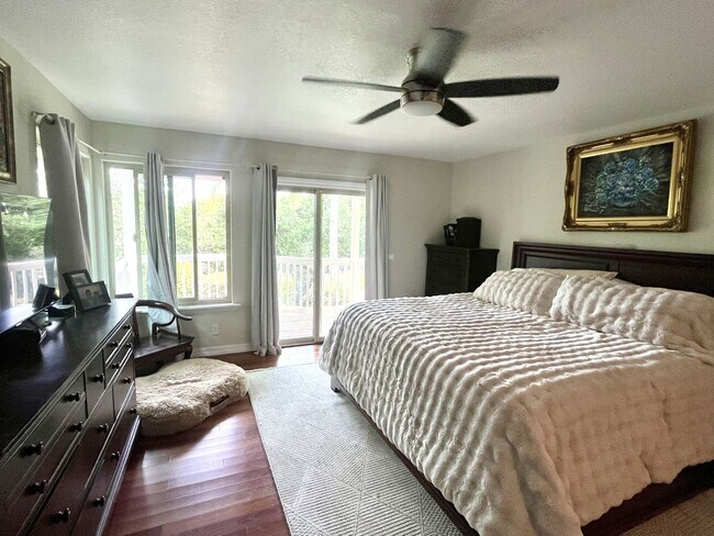 Building Photo - Charming 3 Bedroom 2.5 Bath home in Pismo Heights