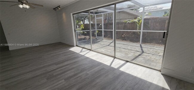 Building Photo - 200 NW 9th St