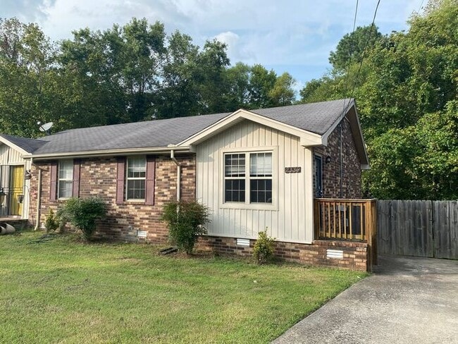 Primary Photo - 2 Bedroom Inglewood Duplex!
