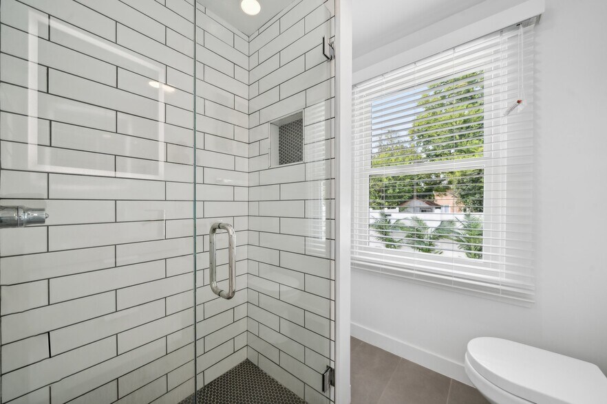 Building Photo - 2810 Griffin Ave