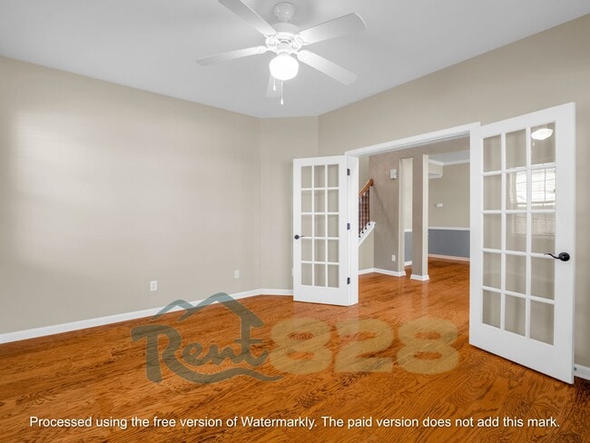 Building Photo - 243 Wildbriar Rd