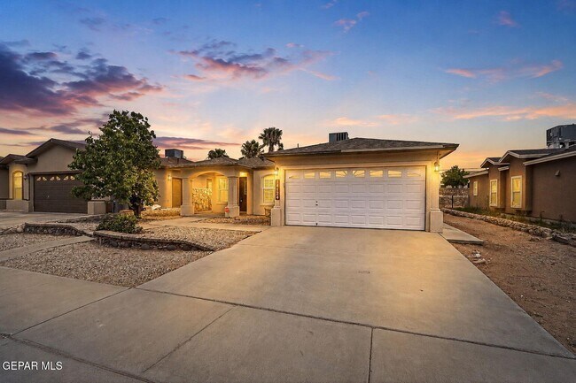 Building Photo - 14124 Honey Point Dr