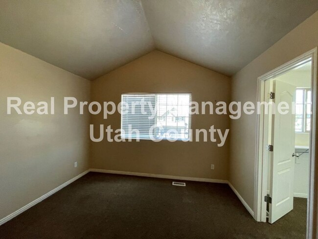 Building Photo - New Lower Price! 4 bedroom home in Lehi