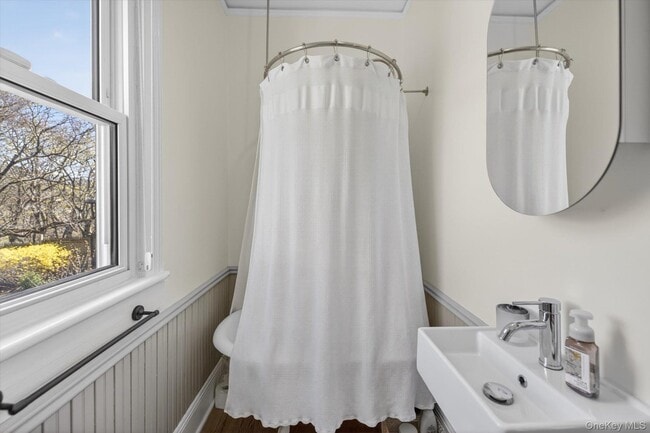 Building Photo - 22 High St