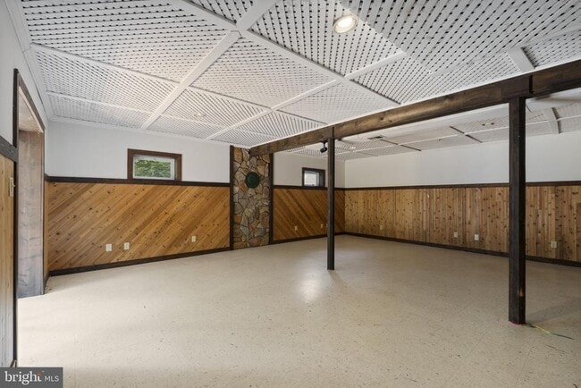 Building Photo - 11204 Sitting Bull Cir