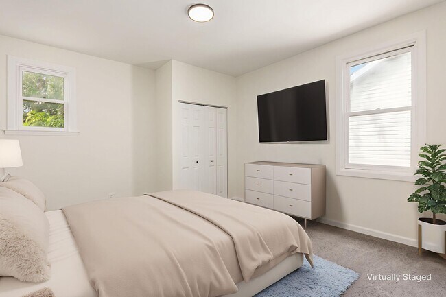 Building Photo - 865 Old Leonard Ave