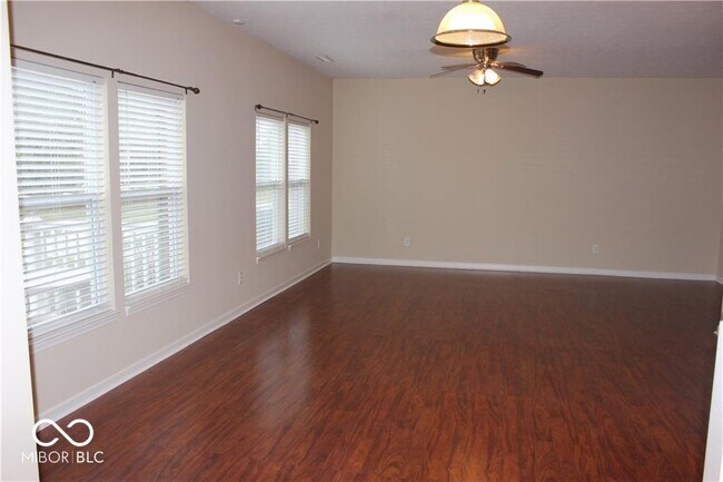 Building Photo - 13370 White Granite Dr