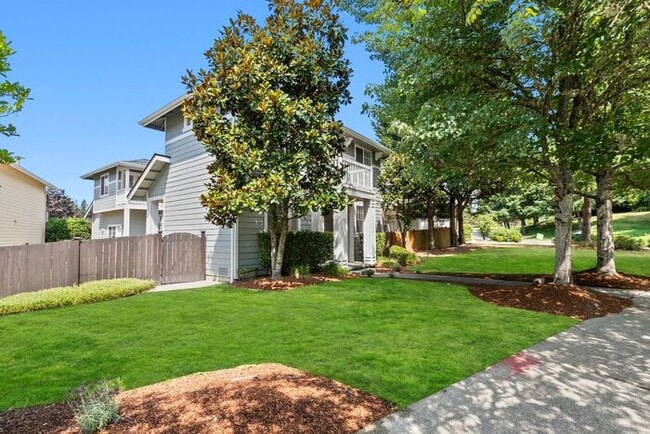 Building Photo - Immaculate Redmond Ridge Air-Conditioned B...