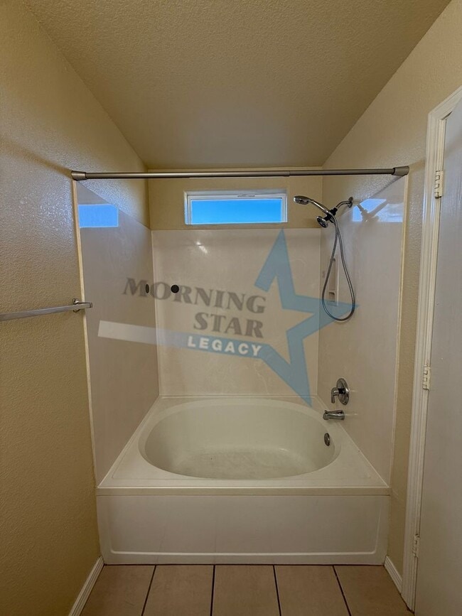 Building Photo - JUST REDUCED - 4-Bedroom Home!