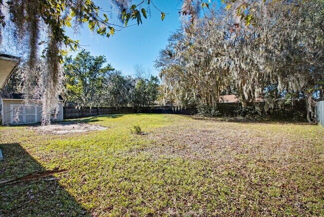 Building Photo - 2120 Blair Rd