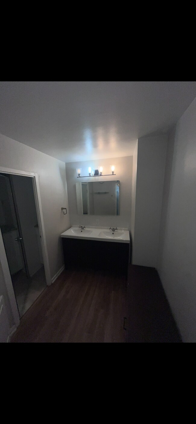 Building Photo - 1111 Ash St