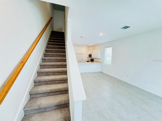 Building Photo - 3140 Skyline Lp