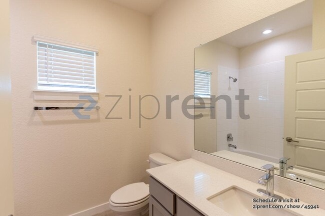 Building Photo - 301 Gidran Trail
