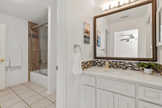 Building Photo - 3313 Oxsheer Dr