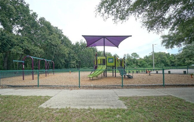Building Photo - 2311 Cattleman Dr