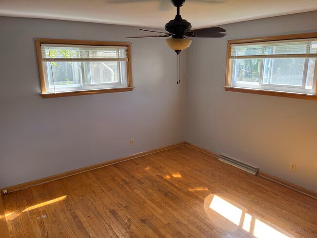 Building Photo - 511 Keyes St