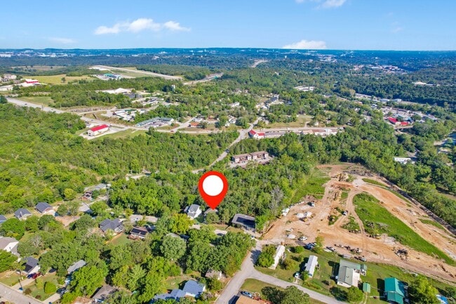 Building Photo - 161 Trent St