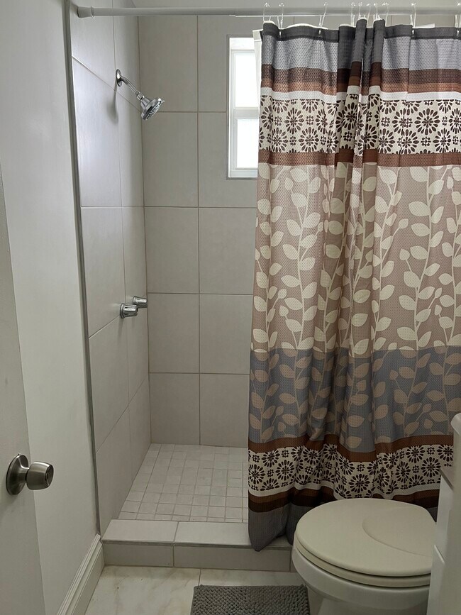 bathroom - 7615 SW 18th St