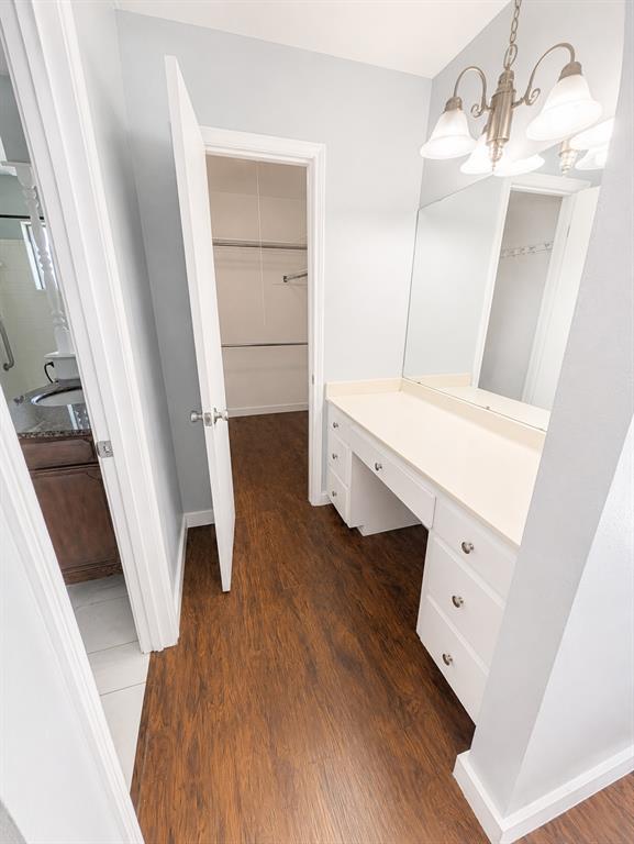 Building Photo - 305 Starbright Dr