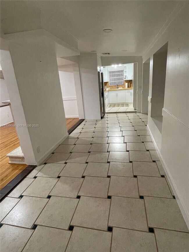 Building Photo - 63 NW 51st Ave