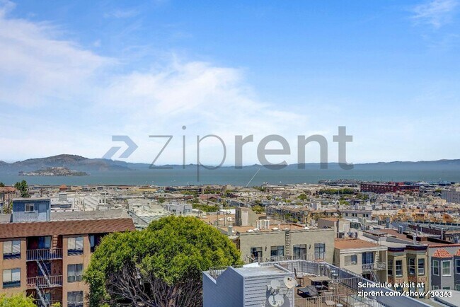 Building Photo - 2130 Jones St