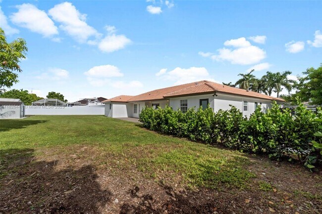 Building Photo - 15862 SW 286th St