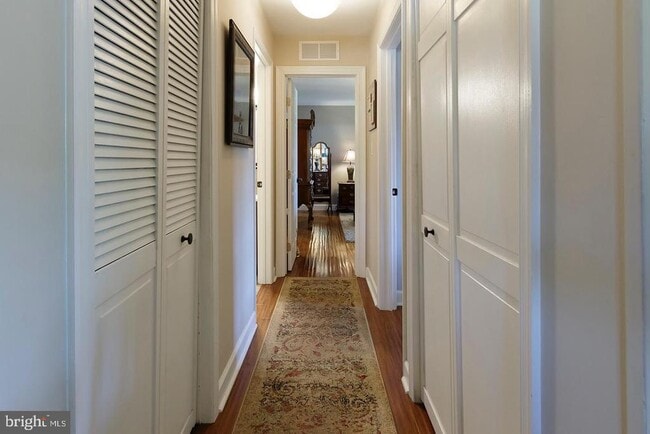 Building Photo - 3408B Neils Ct