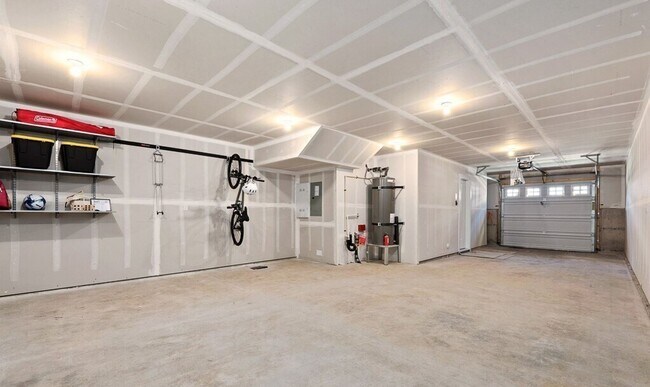 Building Photo - Modern Lake Stevens Townhome with A/C & 2-Car Garage