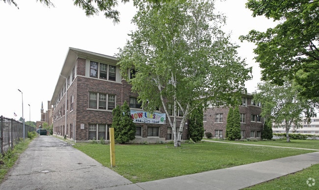 Primary Photo - Franklin Court