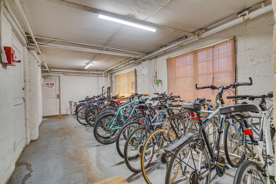 On-site bike storage - 1304 N Meade St