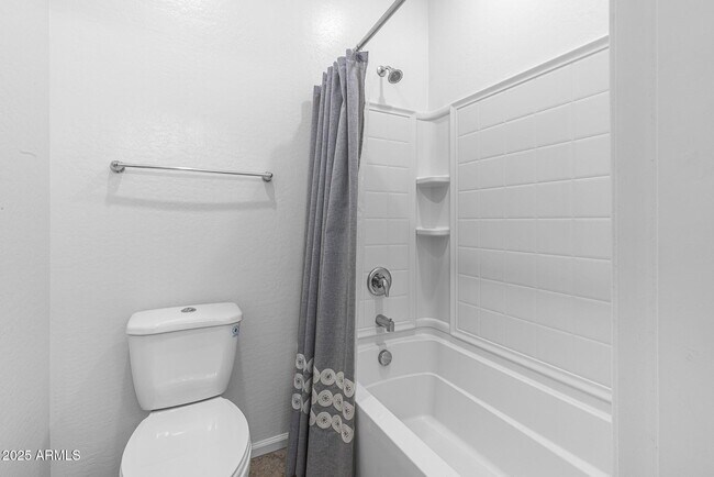 Building Photo - 3263 S Miller Dr