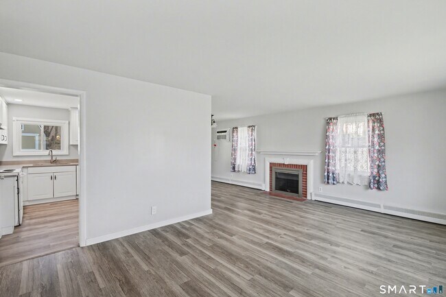 Building Photo - 41 Sunnybrook Bend