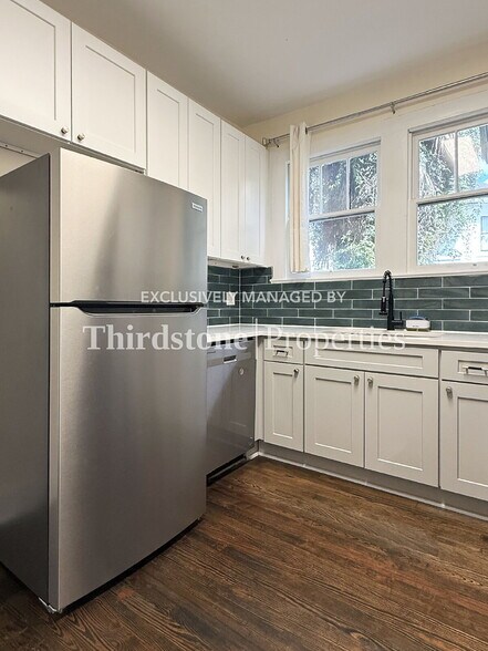 Building Photo - 2649 Gale Ct