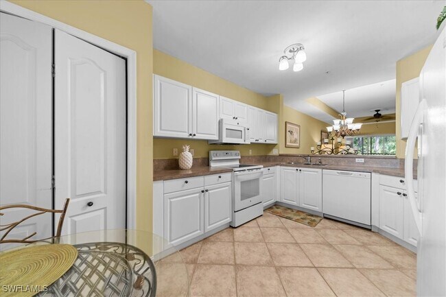 Building Photo - 7815 Regal Heron Cir