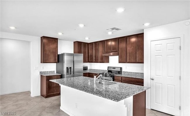 Building Photo - 8106 Guadiano Ave
