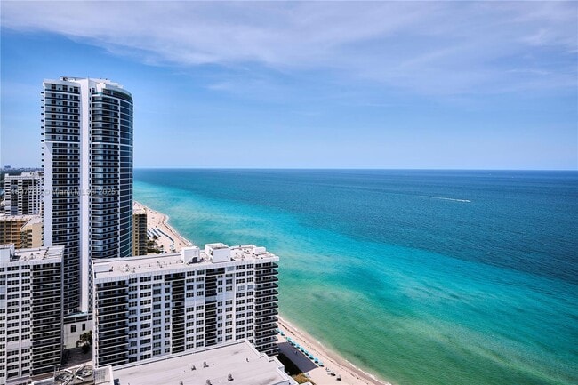 Building Photo - 3101 S Ocean Dr