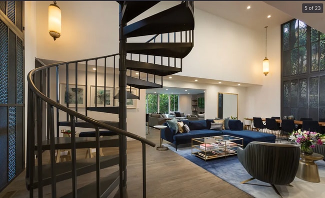 Building Photo - Come home to this Modern 2-bedroom Townhome in West Hollywood!