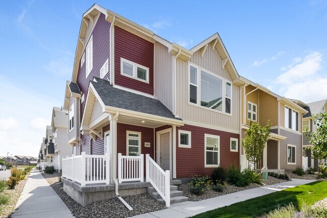 Primary Photo - 18572 47th Dr
