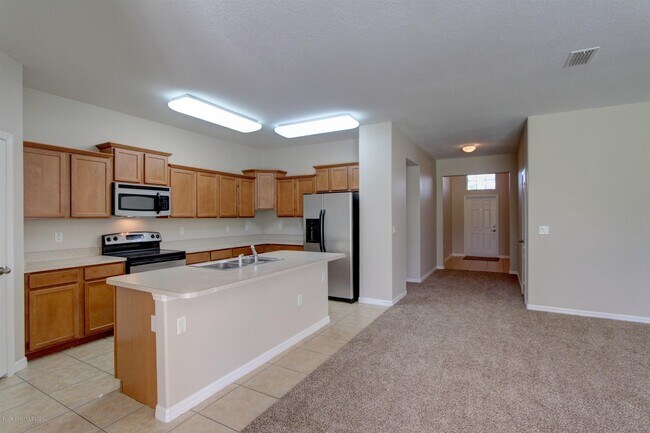 Building Photo - 5864 Trieda Dr