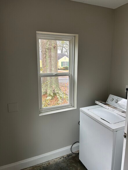 Building Photo - 272 Buena Vista Ct