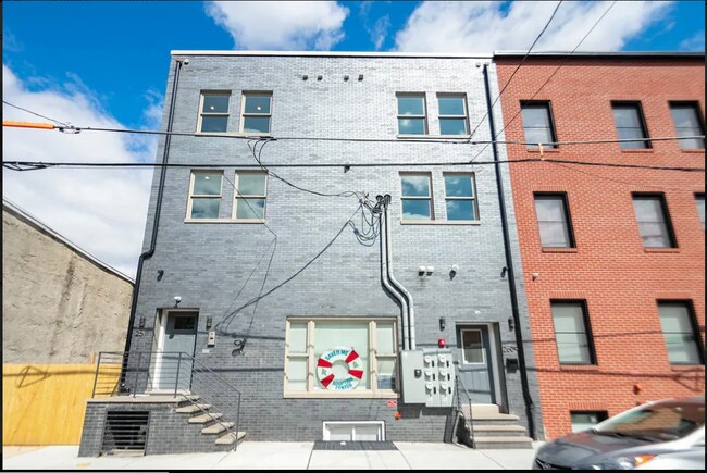 Building Photo - 2609 Federal St