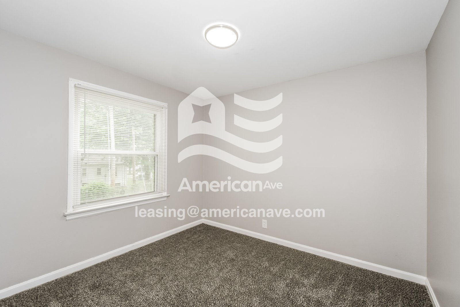 Building Photo - 1112 Bakewell Dr